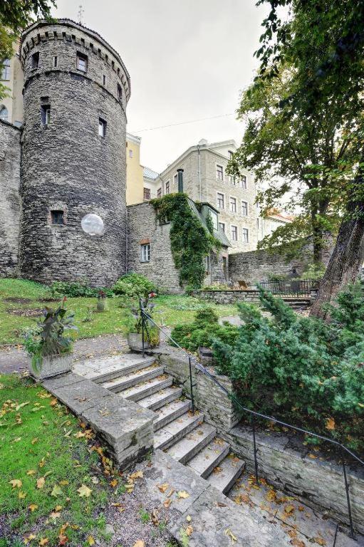 Cozy Old Town Historic House Apartment Tallinn Exterior foto