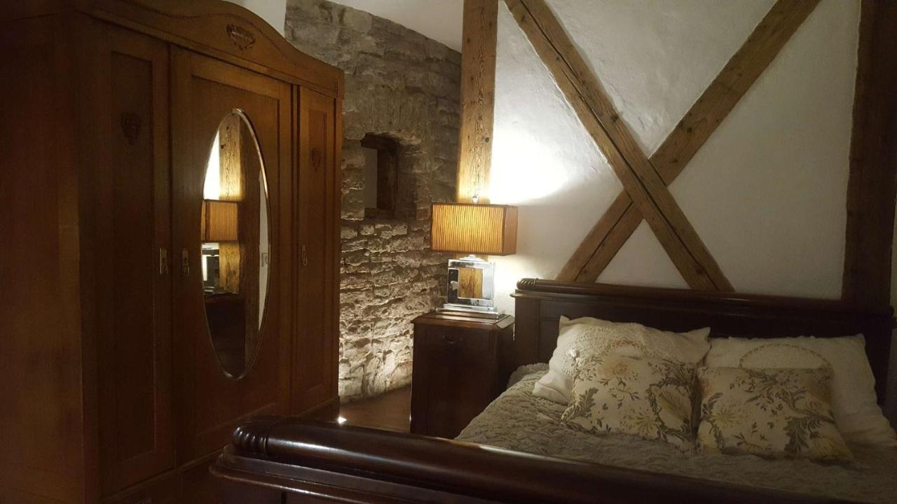 Cozy Old Town Historic House Apartment Tallinn Exterior foto