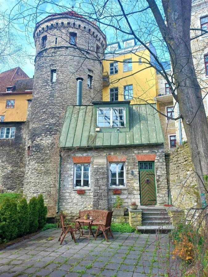 Cozy Old Town Historic House Apartment Tallinn Exterior foto